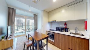 Fridge, microwave, oven, stovetop