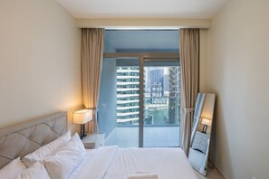 1 bedroom, iron/ironing board, free WiFi, bed sheets - Reva Residences - Cosy One Bedroom in Business Bay (Business Bay)