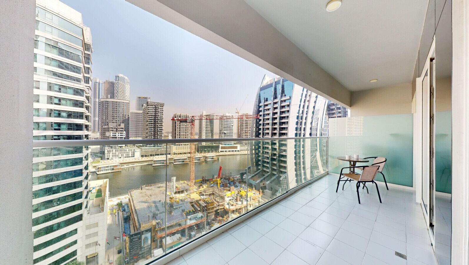 المنطقة المحيطة بالمنشأة