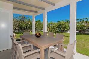 Villa, 3 Bedrooms, Patio, Garden View | Outdoor dining