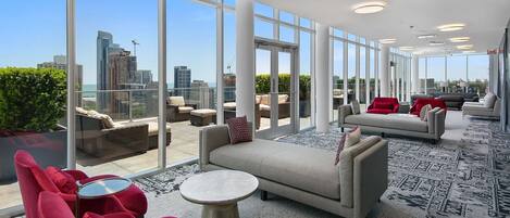 Fernseher, Stereoanlage