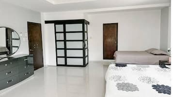 7 bedrooms, WiFi