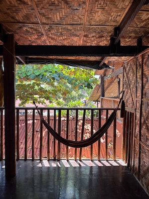 Basic Double Room, Sea View | Terrace/patio - Villa-Atlas Guest House (Daanbantayan)