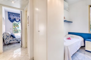 1 chambre, literie fournie