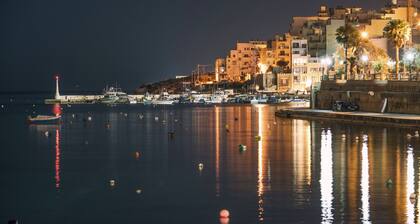 Mediterranea Sunny Maltese Townhouse, Saint Paul's Bay, Malta