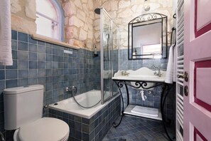 Douche, serviettes fournies