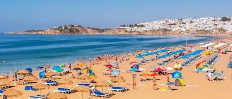 A la platja i gandules de platja