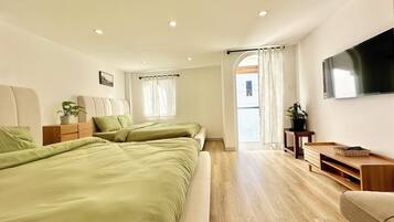 2 Schlafzimmer, Schreibtisch, WLAN, Bettwäsche