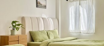 Full townhouse 2BRs at Dalat center with full kitchen for family/group