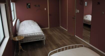 Staying with a large group on Amami Oshima 1 min / Oshimagun Kagoshima