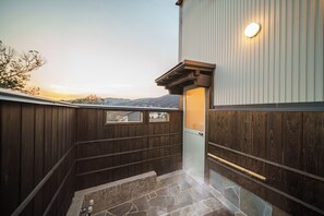 Property grounds - Yufuin Sora A spacious house with an openair bath perfect for two people  / Yufu Ōita (Yufu)