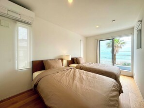 1 habitación, escritorio, wifi gratis y ropa de cama