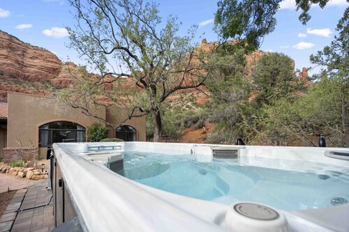 Luxury Chapel Home w/ Enchanting Views Heated Pool
