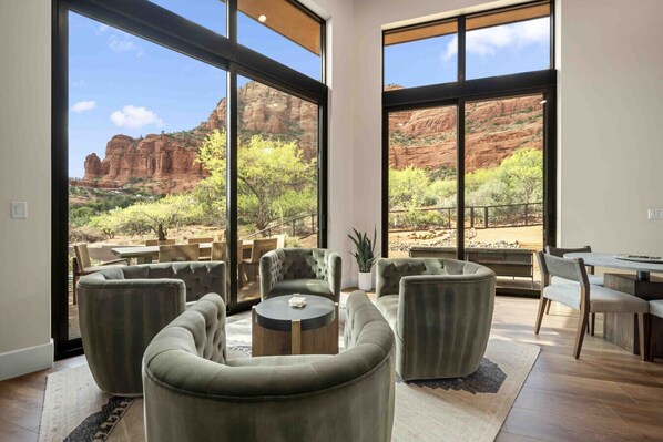 Smart TV, fireplace, books