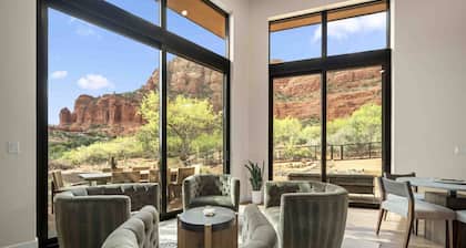 Luxury Chapel Home w/ Enchanting Views Heated Pool