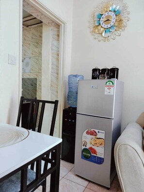 Apartment, Balkon, Stadtblick | Eigene Küche | Kühlschrank, Mikrowelle, Kochgeschirr/Geschirr/Besteck