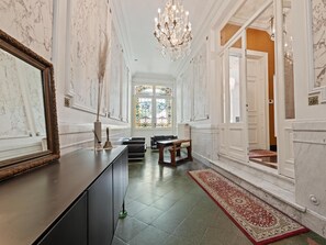 Lobby - Villa with a stove and a hot tub in the Ardennes (Ronse)