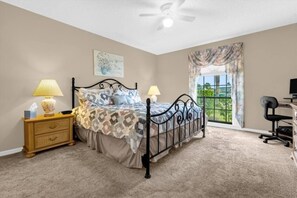 4 chambres, fer et planche à repasser, Wi-Fi, draps fournis