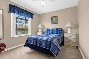 4 bedrooms, iron/ironing board, WiFi, bed sheets - Disney Area 4BD/2BA Large Pool/Patio, BBQ (Kissimmee)