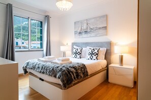 2 chambres, fer et planche Ă repasser, accĂšs Internet, draps fournis