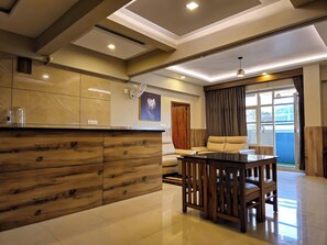 Executive Suite | Living area | TV - Alicos Residency (Sulthan Bathery)