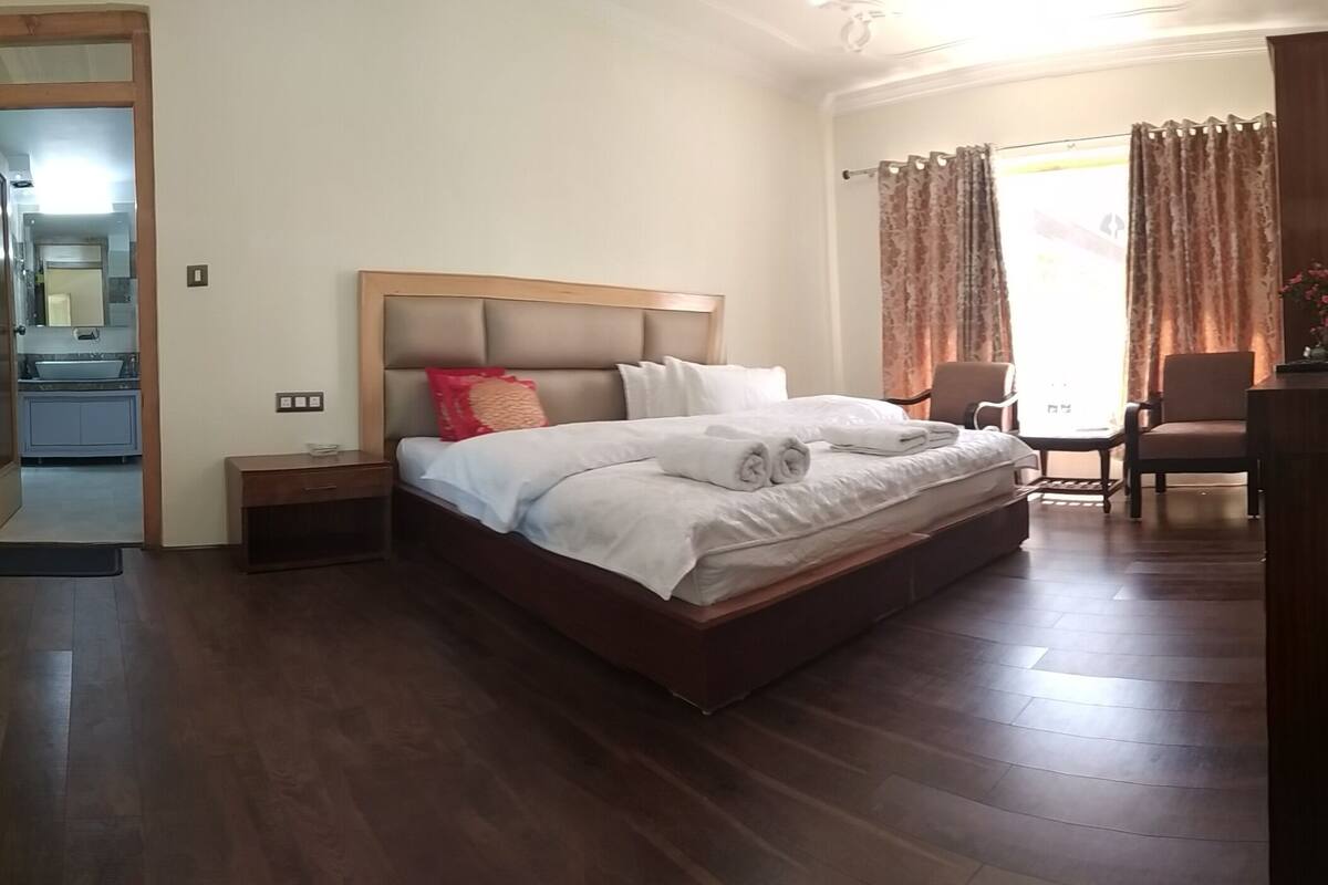Standard Double Room | WiFi (free)