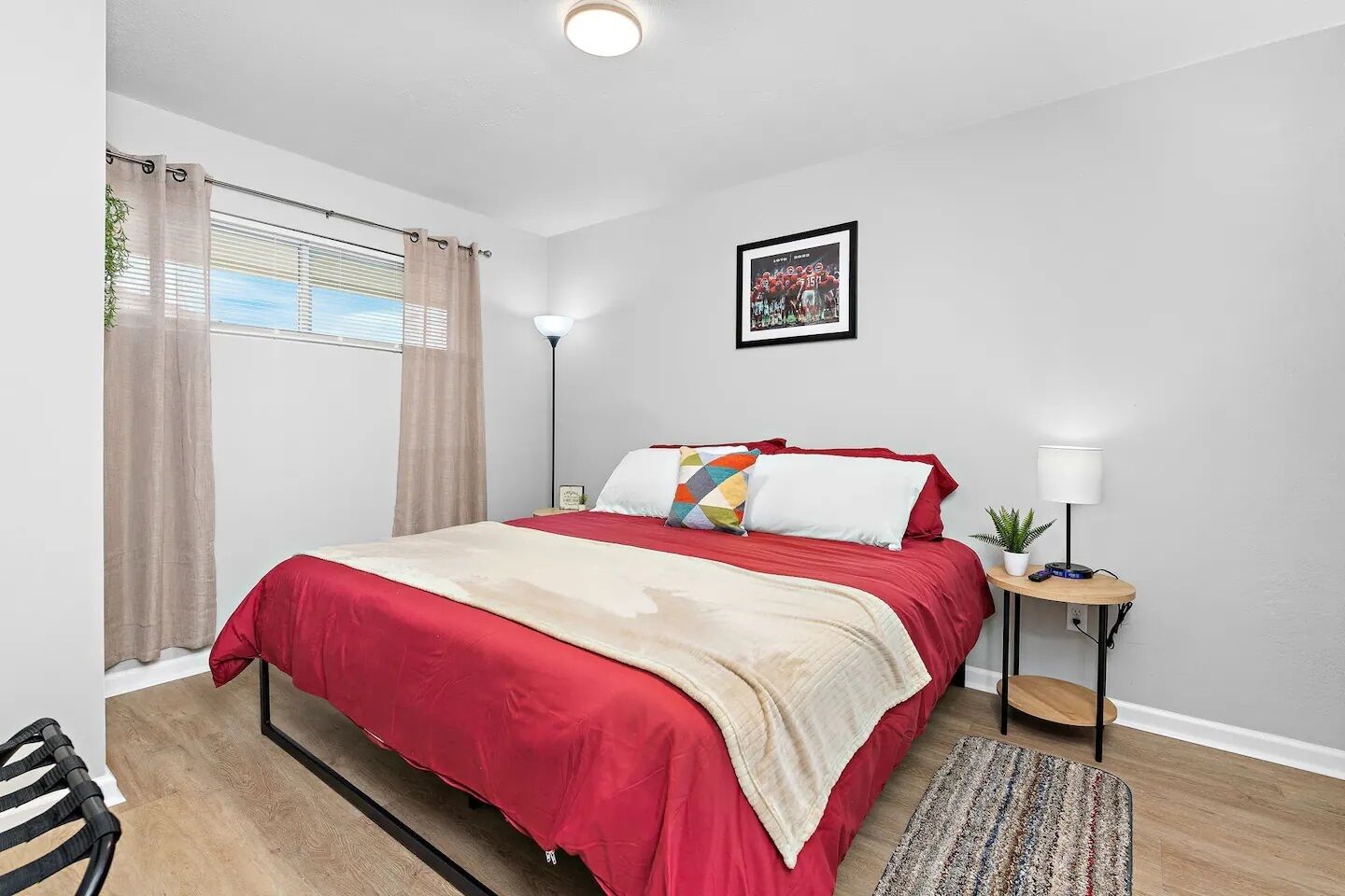 2 間睡房、熨斗/熨衫板、Wi-Fi、床單