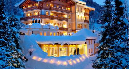 Apartment in Kleinarl near Ski Slopes