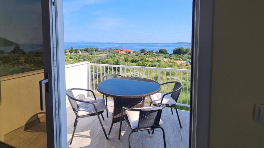 Apartments Josip