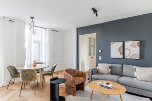 Fernseher, Stereoanlage