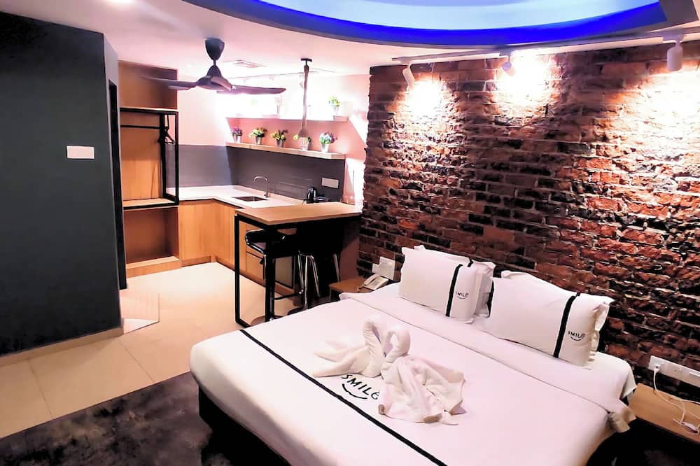 Smile Hotel C180 Cheras Selatan