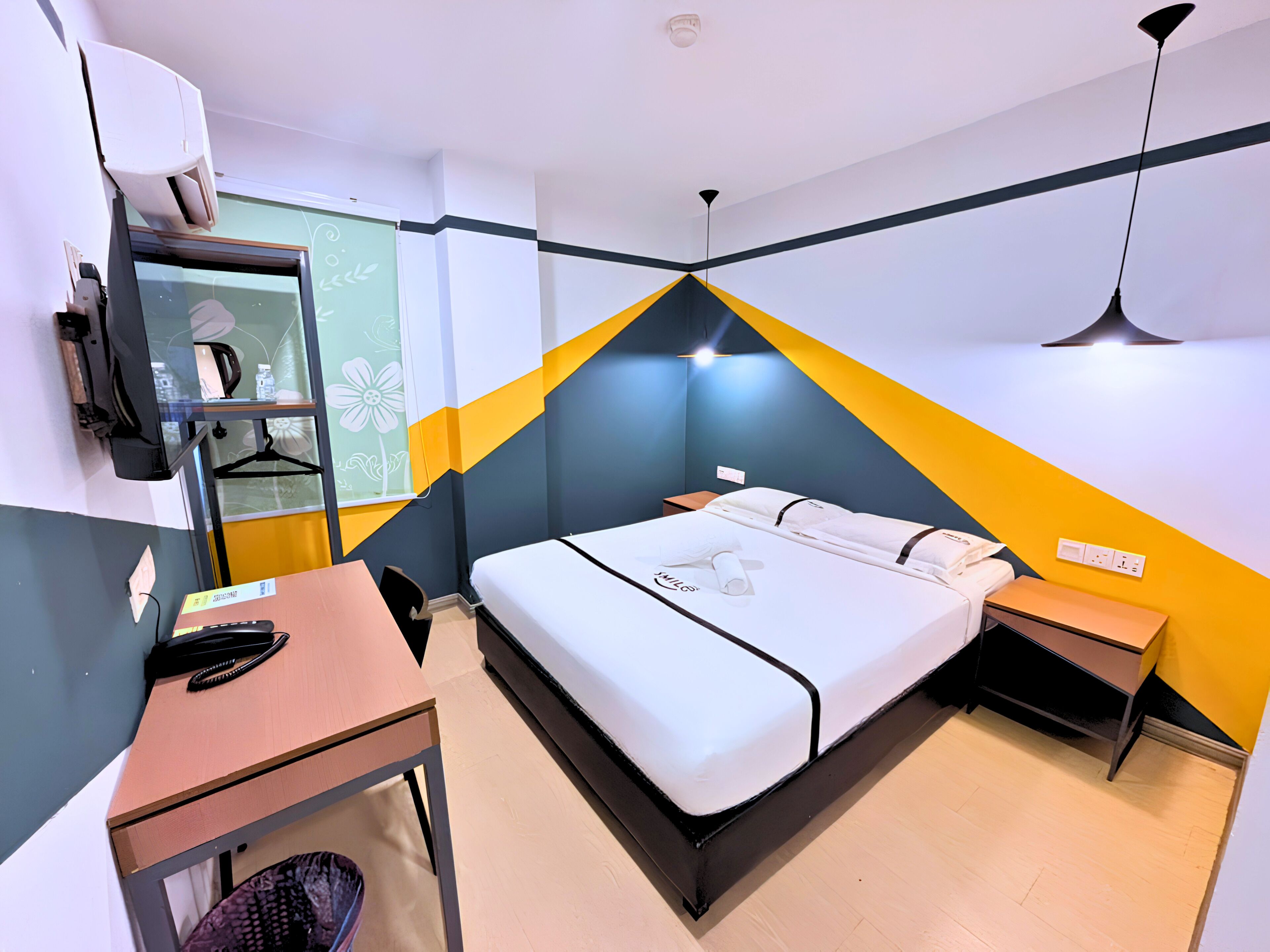 Chambre Deluxe | Bureau, chambres insonorisées, fer et planche à repasser, Wi-Fi gratuit