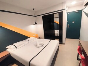 Double Room | Desk, soundproofing, iron/ironing board, free WiFi - Smile Hotel C180 Cheras Selatan (Cheras)