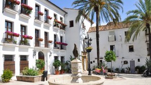Exterior - Puerto Banus Near La Sala By The Sea (Marbella)