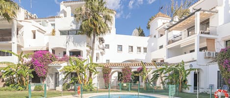FamiljelÀgenhet - flera sovrum - 2 badrum (Puerto Banus Near La Sala By The Sea) | Pool