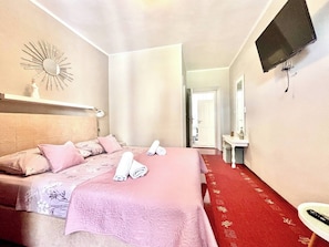 1 bedroom, internet, bed sheets