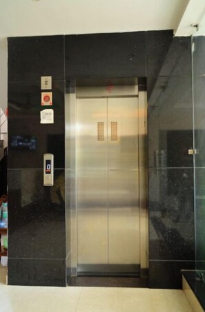 Elevator