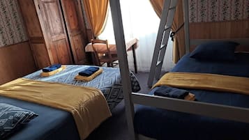 基本三人房