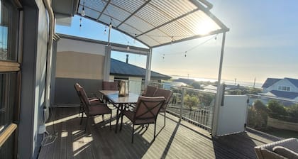 Seascape Retreat, breathtaking sea views.