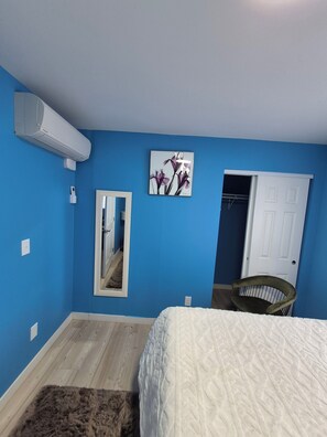 2 bedrooms, desk, free WiFi, bed sheets