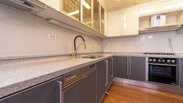 Microwave, oven, stovetop