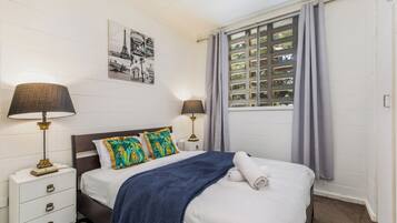 2 bedrooms, desk, iron/ironing board, free WiFi