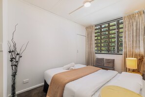 2 bedrooms, desk, iron/ironing board, free WiFi