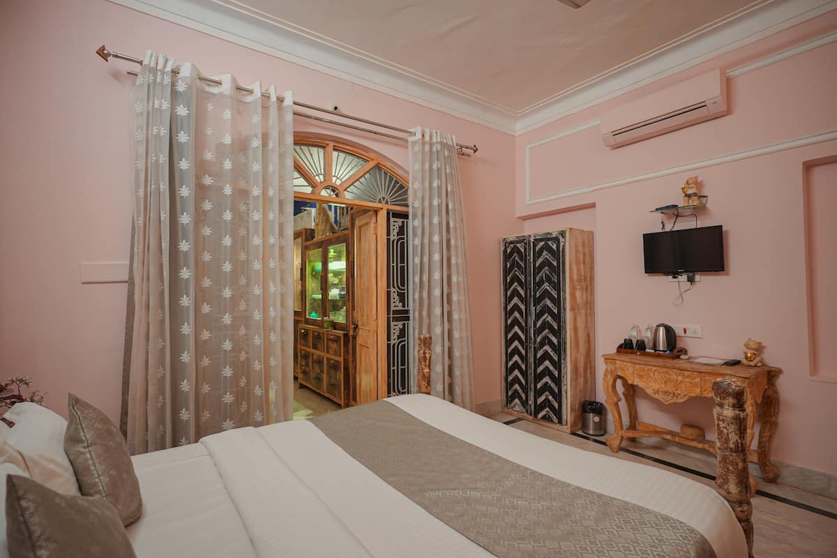 Standard Double Room | 熨斗/熨衣板、免費無線上網