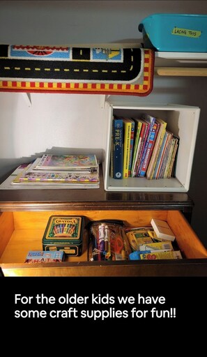 Game room - Live like a local in Laurelhurst—family friendly (Portland)
