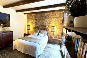 4 bedrooms, travel cot, free WiFi - Villa in Cefalù with Pool and Forest Retreat (Castelbuono (PA))