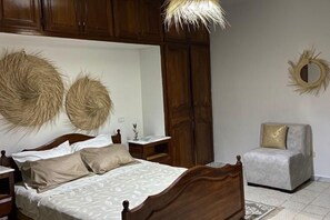 Cots/infant beds - Dar Louzir a Tazarka (Tazerka)