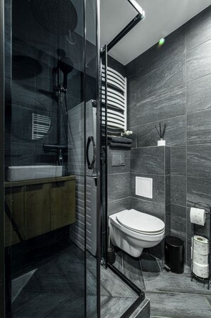 ヘアドライヤー、タオル