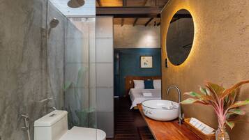 Shower, free toiletries, hair dryer, bathrobes