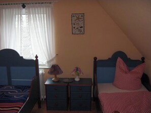 2 bedrooms, free WiFi, bed sheets - Apartment 'Friesenblau' with Sea View, Shared Terrace and Wi-Fi (Langeneß)